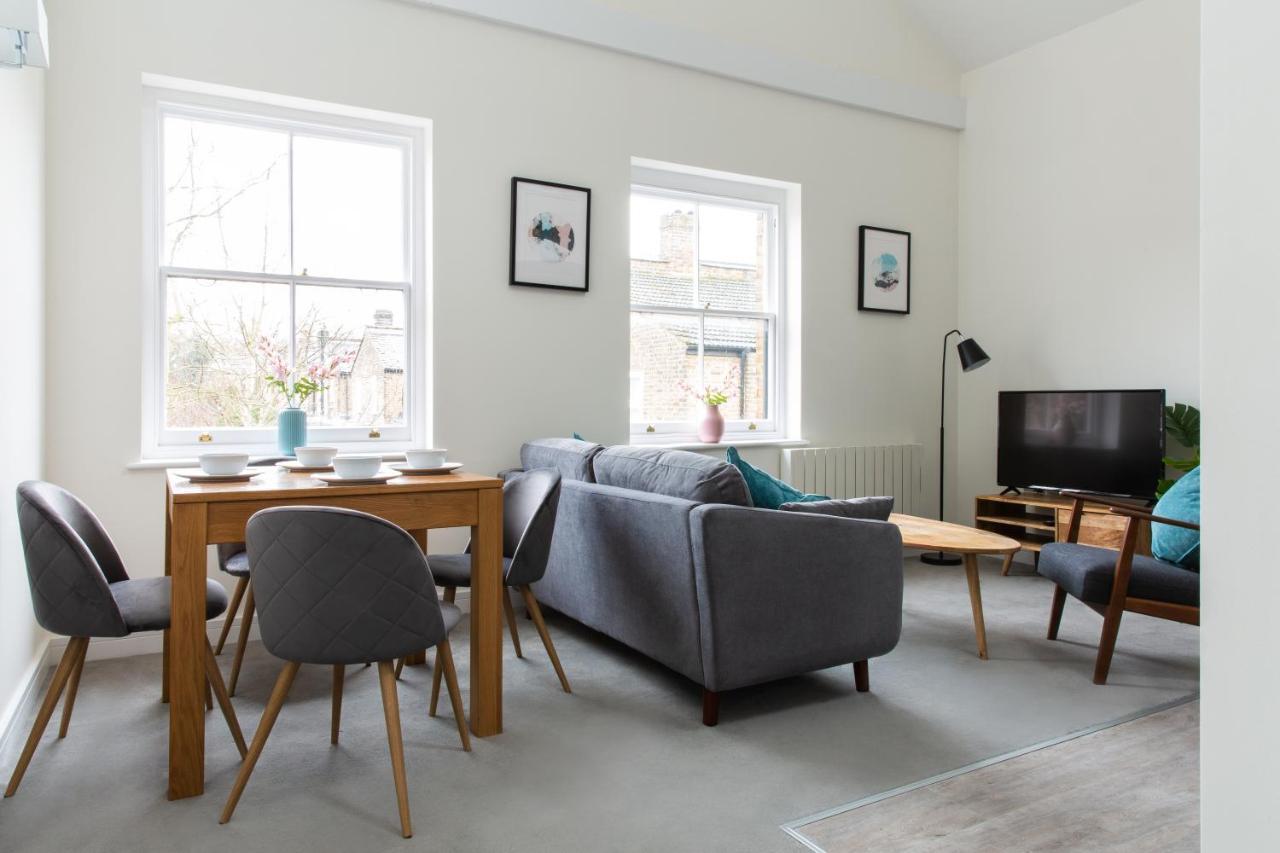 Queens Park By Viridian Apartments London Ngoại thất bức ảnh